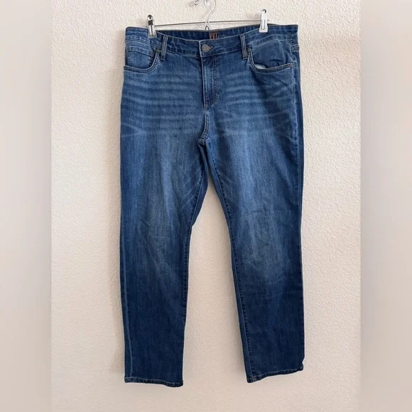 Kut from the Kloth Women’s Dark Blue Mid Rise Straight Jeans Size 14 - Picture 1 of 13